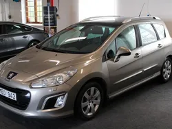 Ljusgrå Begagnad 2011 Peugeot 308 Kombi | 64 900 kr (Marknadspris)