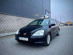 Svart Begagnad 2002 Honda Civic Halvkombi | 23 000 kr (Lite dyr)