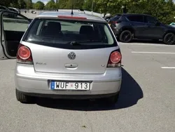 Silver Begagnad 2006 VW Polo Comfortline Halvkombi | 7 500 kr