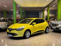 Gul Begagnad 2015 Renault Clio IV Halvkombi | 64 900 kr (Bra pris)