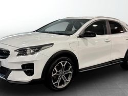 Vit (white) Begagnad 2021 Kia XCeed Advance SUV | 229 900 kr (Marknadspris)