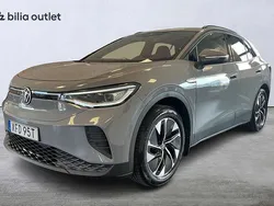 Grå Begagnad 2023 VW ID.4 Pro SUV | 349 900 kr (Dyr)