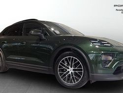 Mörkgrön Begagnad 2024 Porsche Macan SUV | 855 000 kr (Superpris)