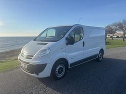 Vit Begagnad 2013 Nissan Primastar Minibuss | 44 500 kr (Marknadspris)