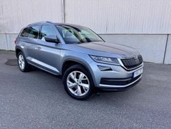 Grå Begagnad 2018 Skoda Kodiaq SUV | 244 900 kr (Marknadspris)