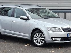 Silver Begagnad 2015 Skoda Octavia Kombi | 149 000 kr (Lite dyr)