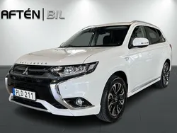 Vit Begagnad 2017 Mitsubishi Outlander P-HEV SUV | 189 700 kr (Marknadspris)