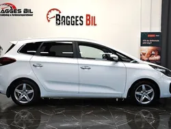 Vit Begagnad 2017 Kia Carens Minibuss | 105 900 kr (Marknadspris)