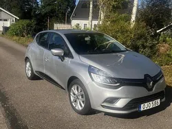 Silver Begagnad 2017 Renault Clio IV Halvkombi | 79 500 kr (Marknadspris)