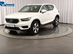 Vit (ice vit) Begagnad 2022 Volvo XC40 Inscription SUV | 309 900 kr (Superpris)
