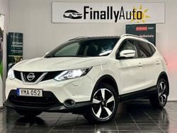 Vit (pärlemovit) Begagnad 2017 Nissan Qashqai 360º SUV | 127 400 kr (Marknadspris)