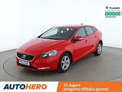 Röd Begagnad 2016 Volvo V40 Kinetic Kombi | 165 000 kr (Marknadspris)