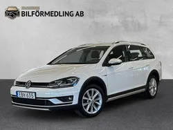 Vit Begagnad 2018 VW Golf Alltrack Kombi | 178 800 kr (Marknadspris)