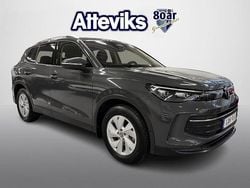 Grå Begagnad 2024 VW Tiguan Life SUV | 364 900 kr (Lite dyr)