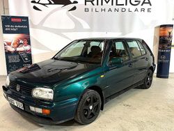 Mörkgrön Begagnad 1997 VW Golf III Halvkombi | 19 900 kr