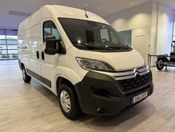 Vit Begagnad 2023 Citroën Jumper Minibuss | 399 875 kr