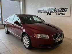 Röd Begagnad 2007 Volvo S80 Momentum Sedan | 74 500 kr (Dyr)