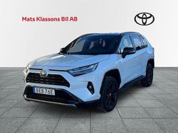 Vit Begagnad 2024 Toyota RAV4 Hybrid Style SUV | 489 000 kr (Lite dyr)