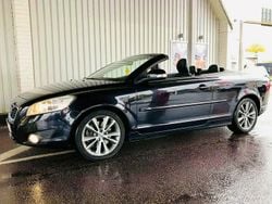 Svart Begagnad 2011 Volvo C70 Momentum Cab | 110 000 kr (Lite dyr)