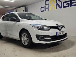 Vit Begagnad 2015 Renault Mégane III LIMITED Halvkombi | 69 900 kr (Marknadspris)