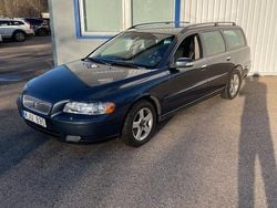 Blåmetallic Begagnad 2007 Volvo V70 Momentum Kombi | 35 000 kr (Marknadspris)