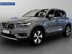 Grå Begagnad 2022 Volvo XC40 Inscription SUV | 349 900 kr (Marknadspris)