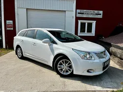 Vit Begagnad 2011 Toyota Avensis Business Edition Kombi | 39 500 kr