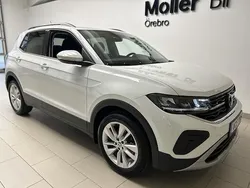 Vit (pure white) Ny 2025 VW T-Cross Life SUV | 347 300 kr (Marknadspris)