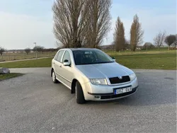 Silver Begagnad 2004 Skoda Fabia Halvkombi | 23 500 kr (Marknadspris)