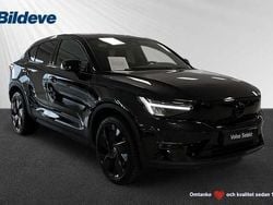 Svart Begagnad 2024 Volvo EC40 Plus SUV | 494 900 kr
