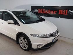 Vit Begagnad 2010 Honda Civic Sport Halvkombi | 59 900 kr (Bra pris)