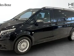 Svart (black) Begagnad 2023 Mercedes e-Vito Minibuss | 699 875 kr (Lite dyr)