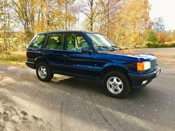 Mörkblå Begagnad 2000 Land Rover Range Rover SUV | 65 000 kr