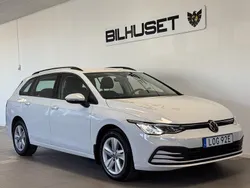 Vit Begagnad 2022 VW Golf VIII Kombi | 259 900 kr (Lite dyr)