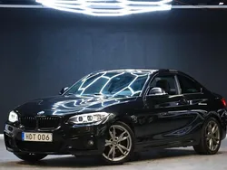 Svart Begagnad 2016 BMW 228 M Sport Sportkupé | 179 900 kr