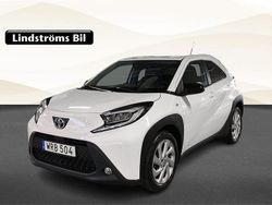 Vit Begagnad 2022 Toyota Aygo X Comfort SUV | 154 900 kr (Marknadspris)