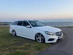 Vit Begagnad 2014 Mercedes E220 AMG Kombi | 250 000 kr