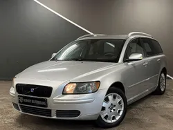 Ljusgrå Begagnad 2004 Volvo V50 Kombi | 24 900 kr (Dyr)