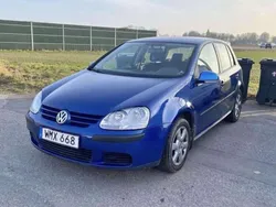 Blå Begagnad 2005 VW Golf IV Trendline Halvkombi | 20 000 kr (Marknadspris)