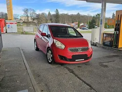 Röd Begagnad 2010 Kia Venga Halvkombi | 16 500 kr