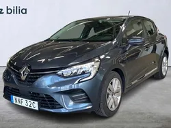 Grå Begagnad 2022 Renault Clio V Zen Halvkombi | 144 000 kr (Marknadspris)