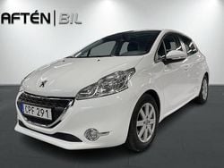 Vit Begagnad 2015 Peugeot 208 Active Halvkombi | 59 800 kr (Superpris)