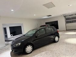Svart Begagnad 2010 VW Golf VI Halvkombi | 28 900 kr (Bra pris)