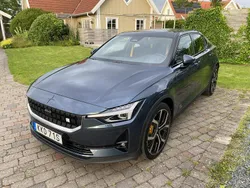 Blå Begagnad 2021 Polestar 2 Performance Sedan | 349 900 kr (Marknadspris)