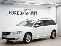 Vit Begagnad 2015 Volvo V70 Momentum Kombi | 159 000 kr (Marknadspris)