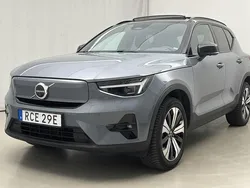 Grå Begagnad 2023 Volvo XC40 Ultimate SUV | 350 000 kr