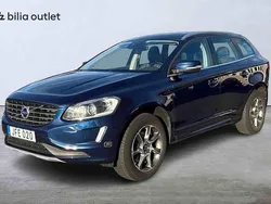 Blå Begagnad 2015 Volvo XC60 SUV | 154 900 kr