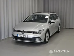 Silver Begagnad 2024 VW Golf VIII Kombi | 299 900 kr (Marknadspris)