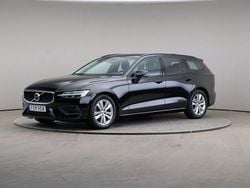 Svart Begagnad 2019 Volvo V60 Momentum Kombi | 254 000 kr (Bra pris)
