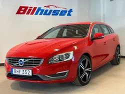 Röd Begagnad 2014 Volvo V60 Summum Kombi | 165 000 kr (Marknadspris)